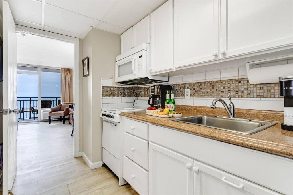Ready Set And Relax, Oceanfront W Jetted Tub! B 1134 Apartment Myrtle Beach