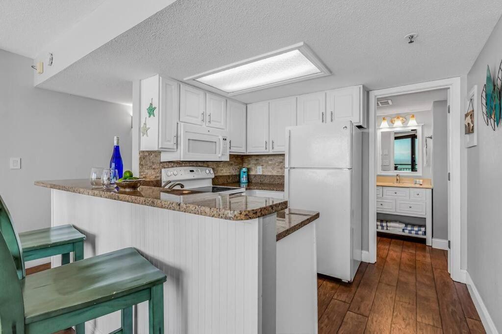 Pristine Oceanfront King Layout In Bldg 806 Apartment