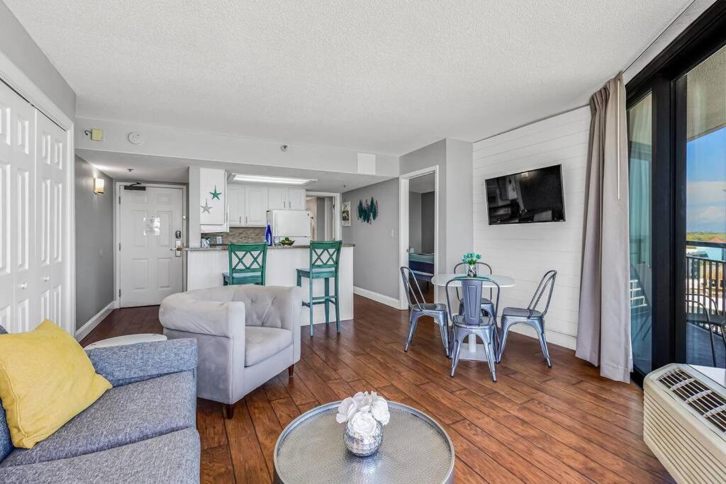 Pristine Oceanfront King Layout In Bldg 806 Apartment *