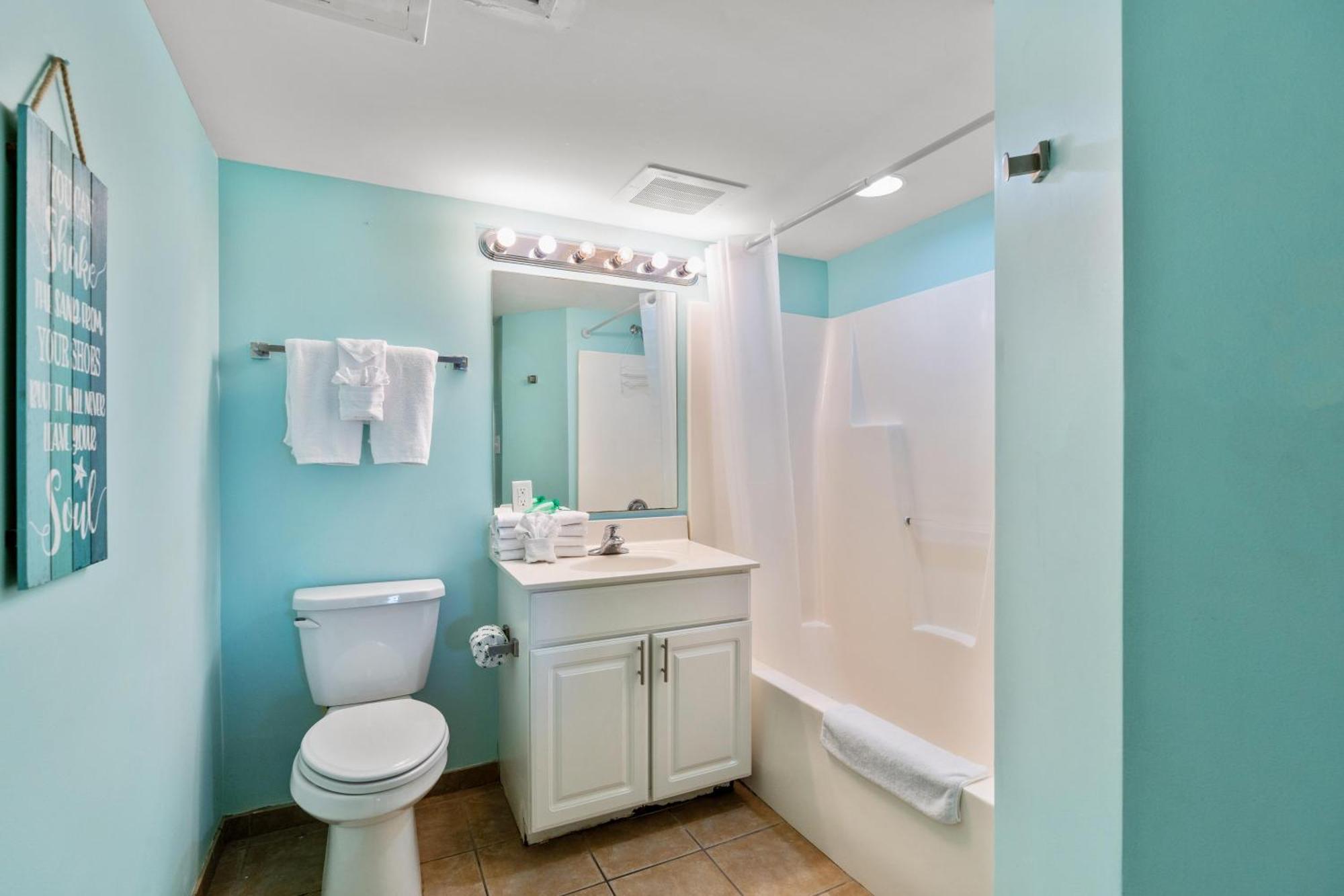 Malibu Pointe 401 Second Row Ocean View-crescent Section *