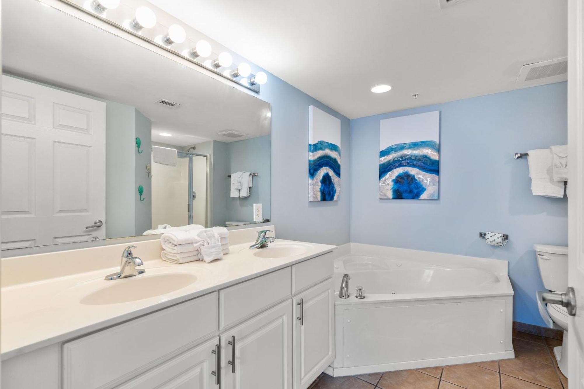 Holiday home Malibu Pointe 401 Second Row Ocean View-crescent Section