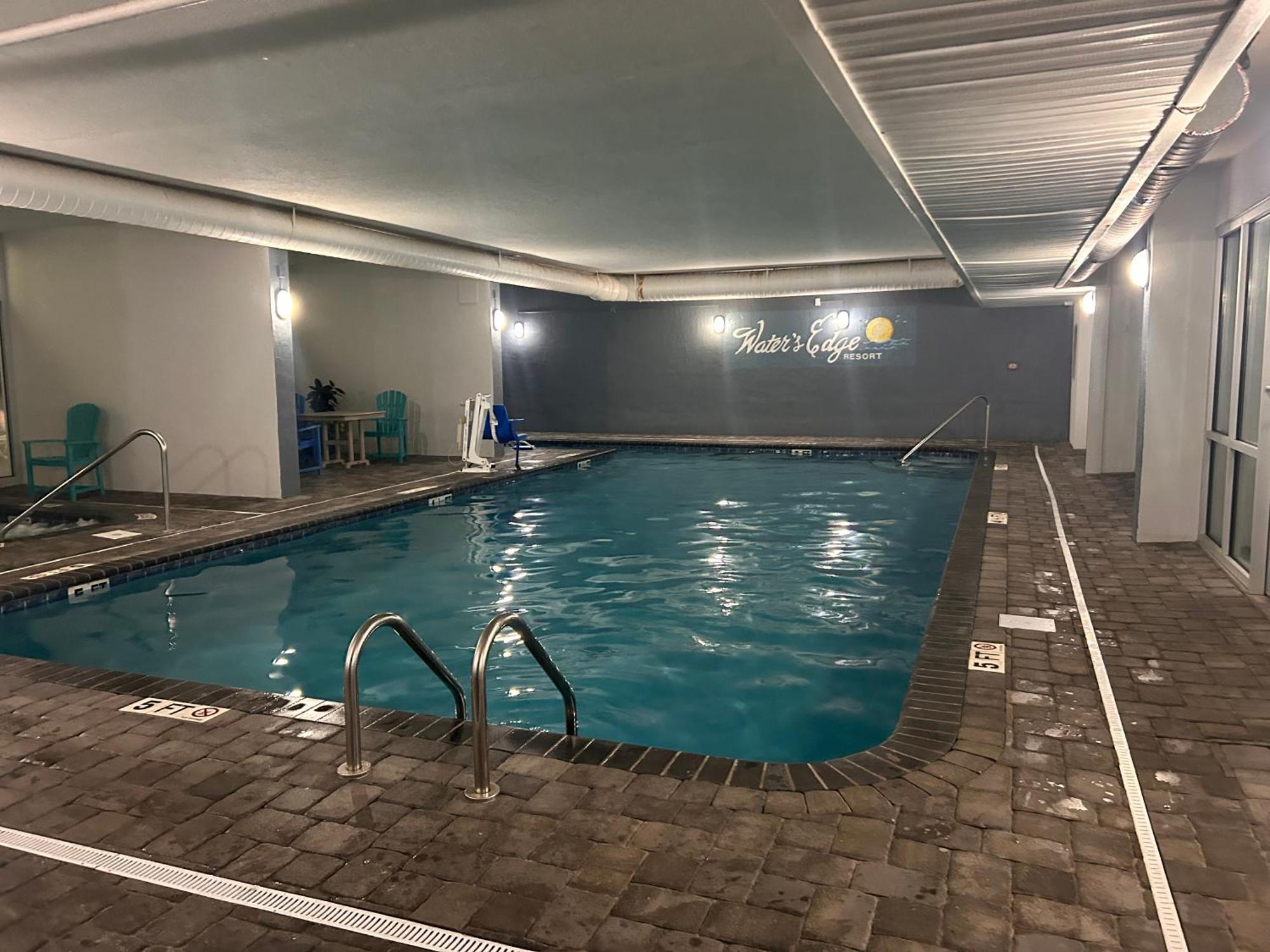 Apartment Luxurious Oceanfront Condo, 1 Bedroom-2 Bath, Sleeps 4, Indoor And Outdoor Pools, Waters Edge-garden City-murrells Inlet Sc -no Pets Myrtle Beach