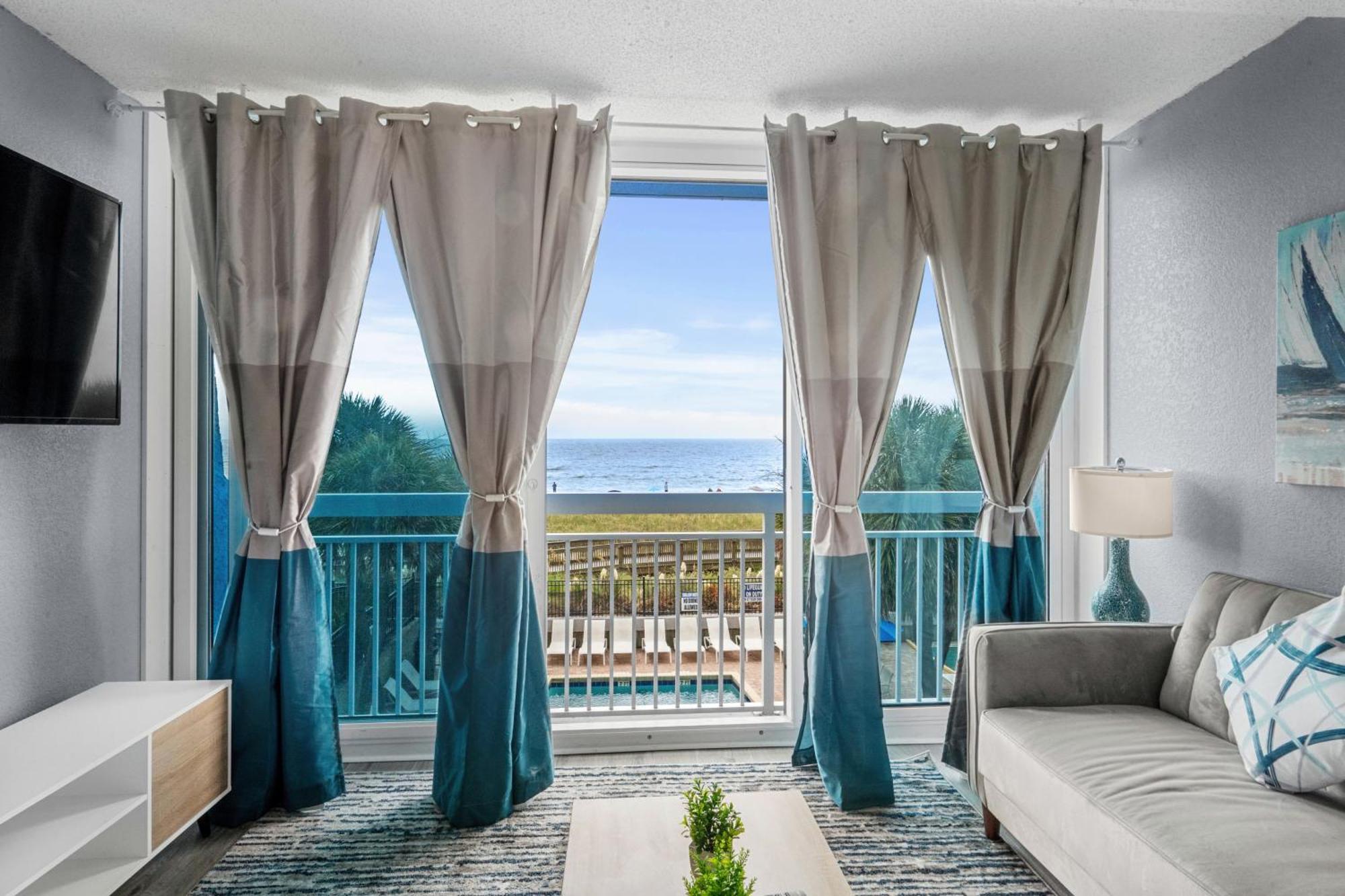 Yachtsman Oceanfront