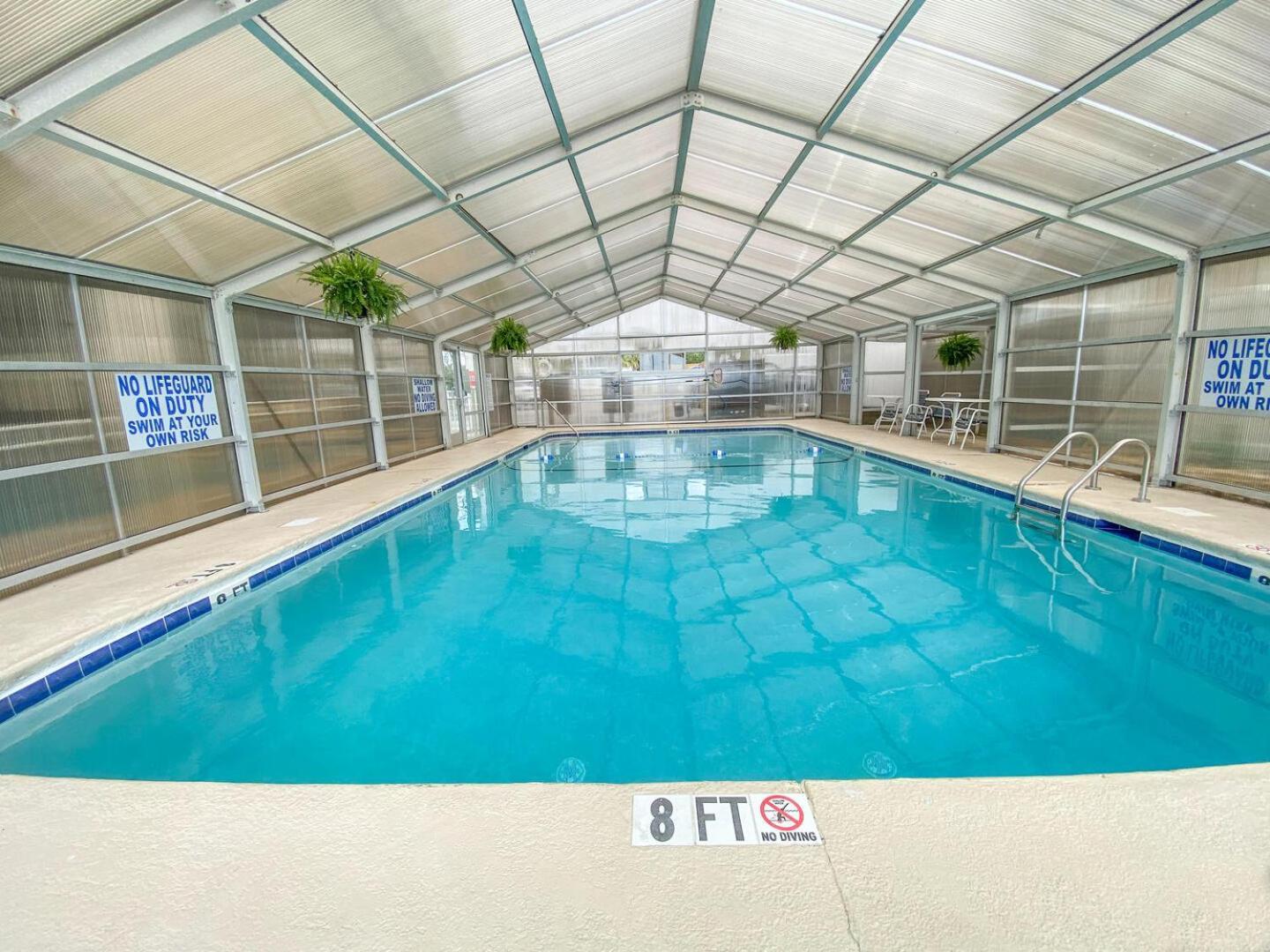 Pinnacle 101 Apartment *