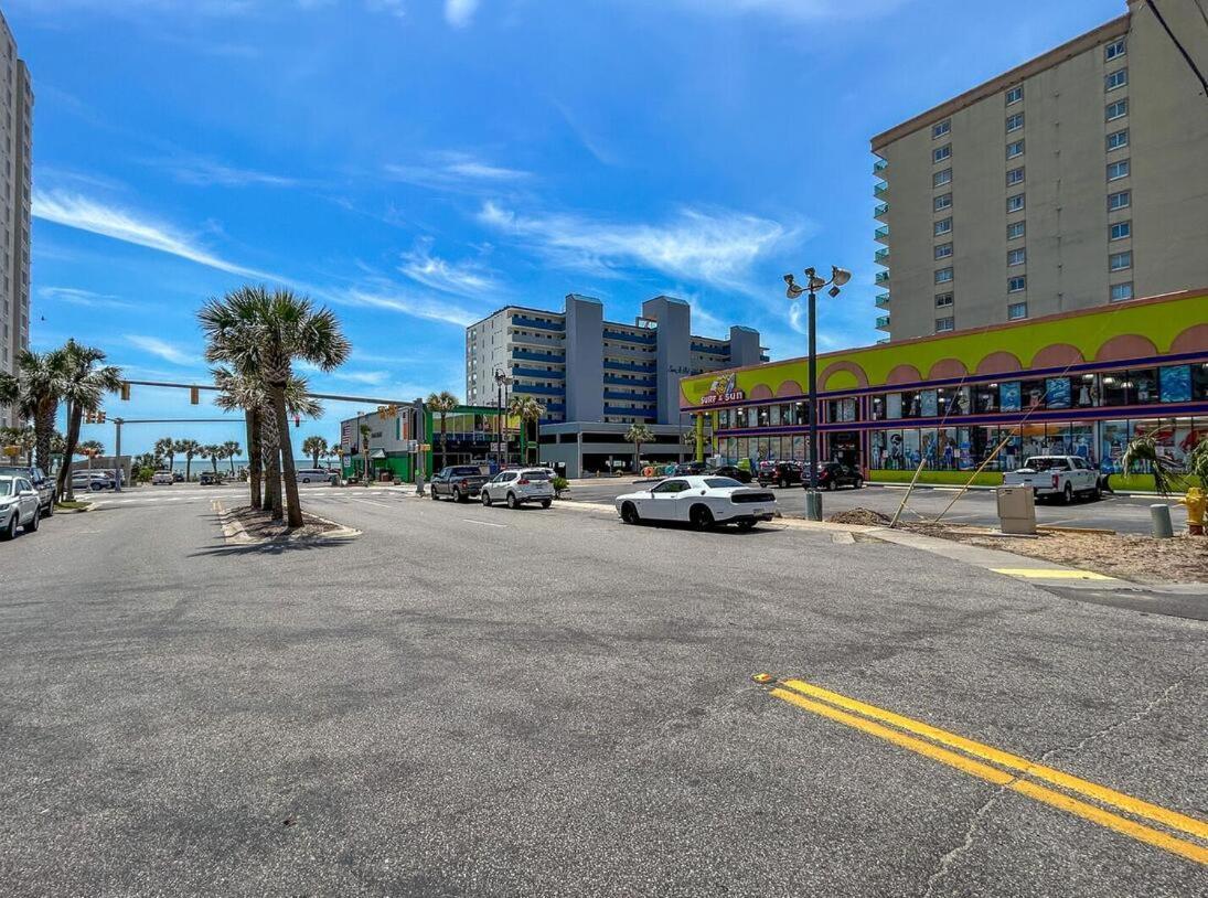 Crescent Shores 604 Apartment