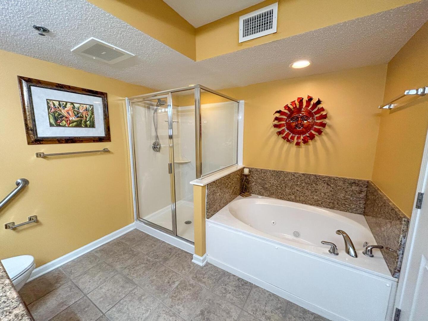 Crescent Shores 604