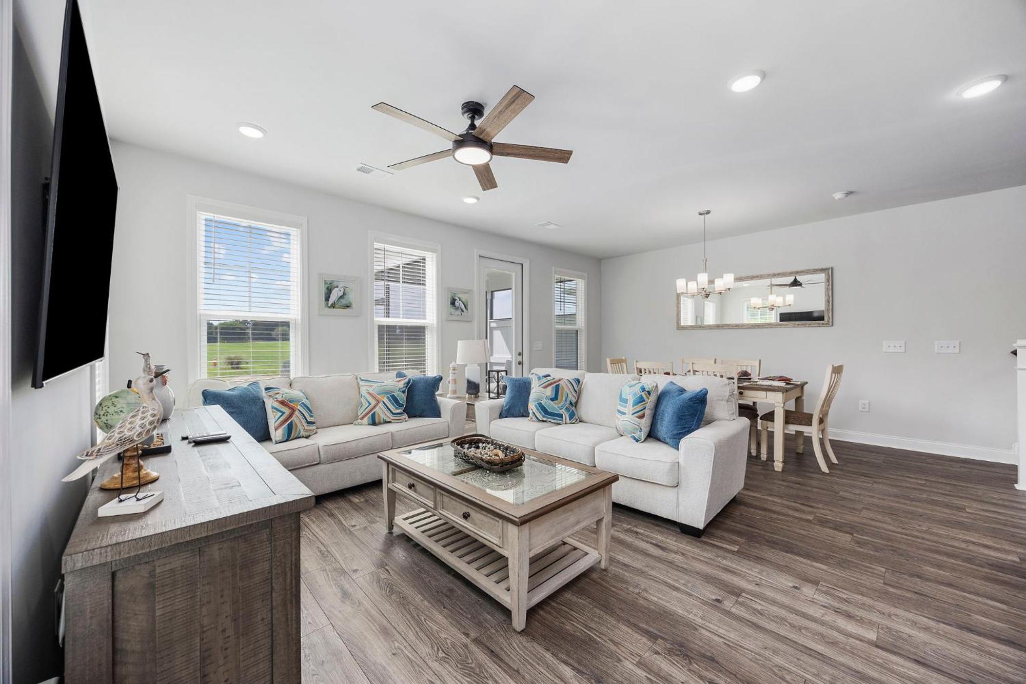 Golf Range View- Barefoot Pool Access- Bbq Grill *