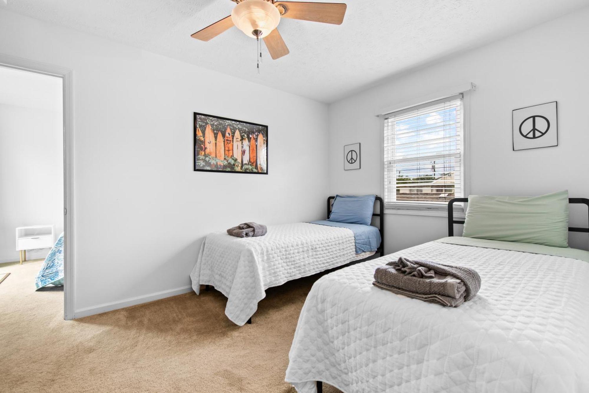 Holiday home Seawalk Villa- 3 Blocks To Ocean- Pool- 5 Beds