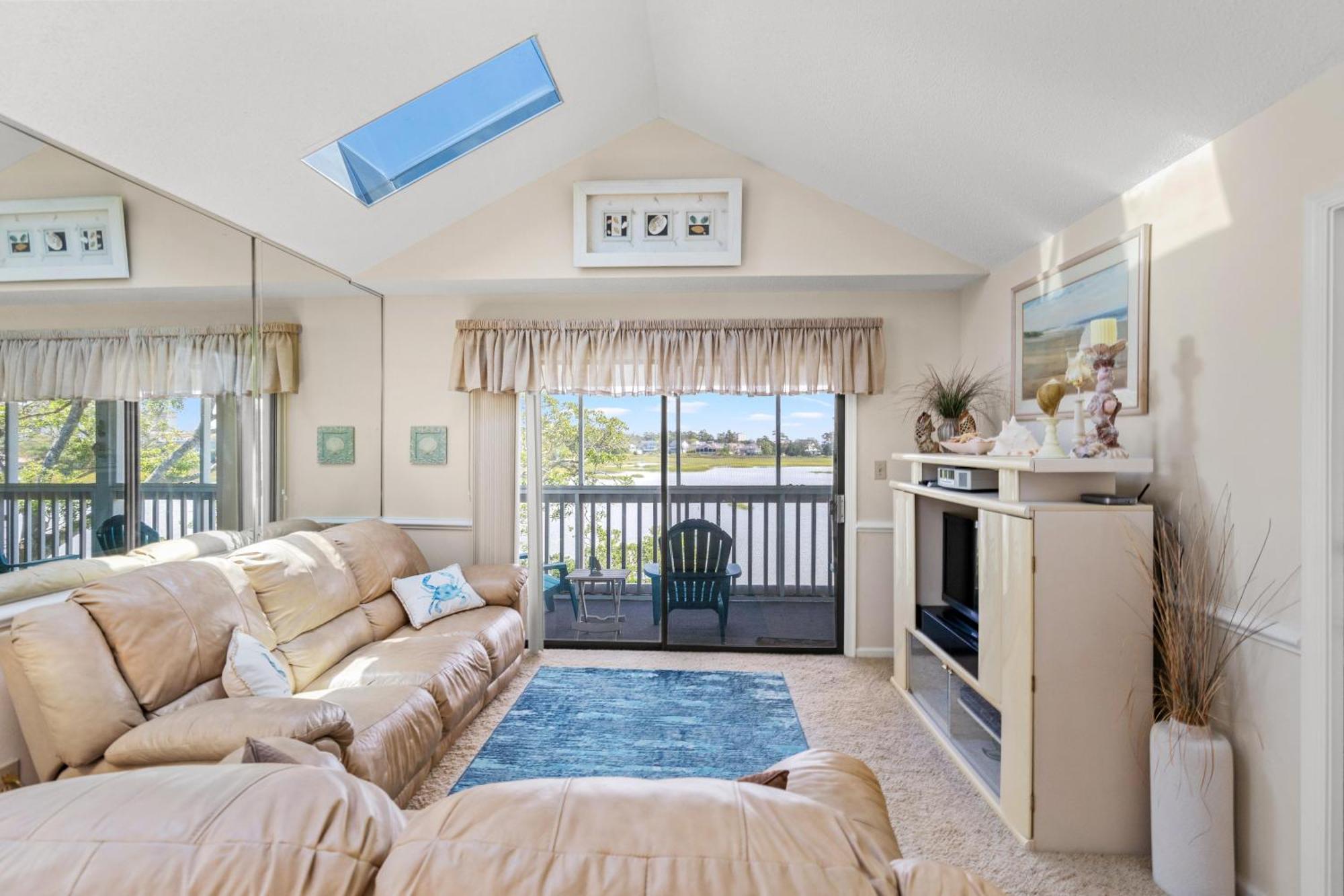 Marsh Oaks 311 - Marsh View - Windy Hill Section *