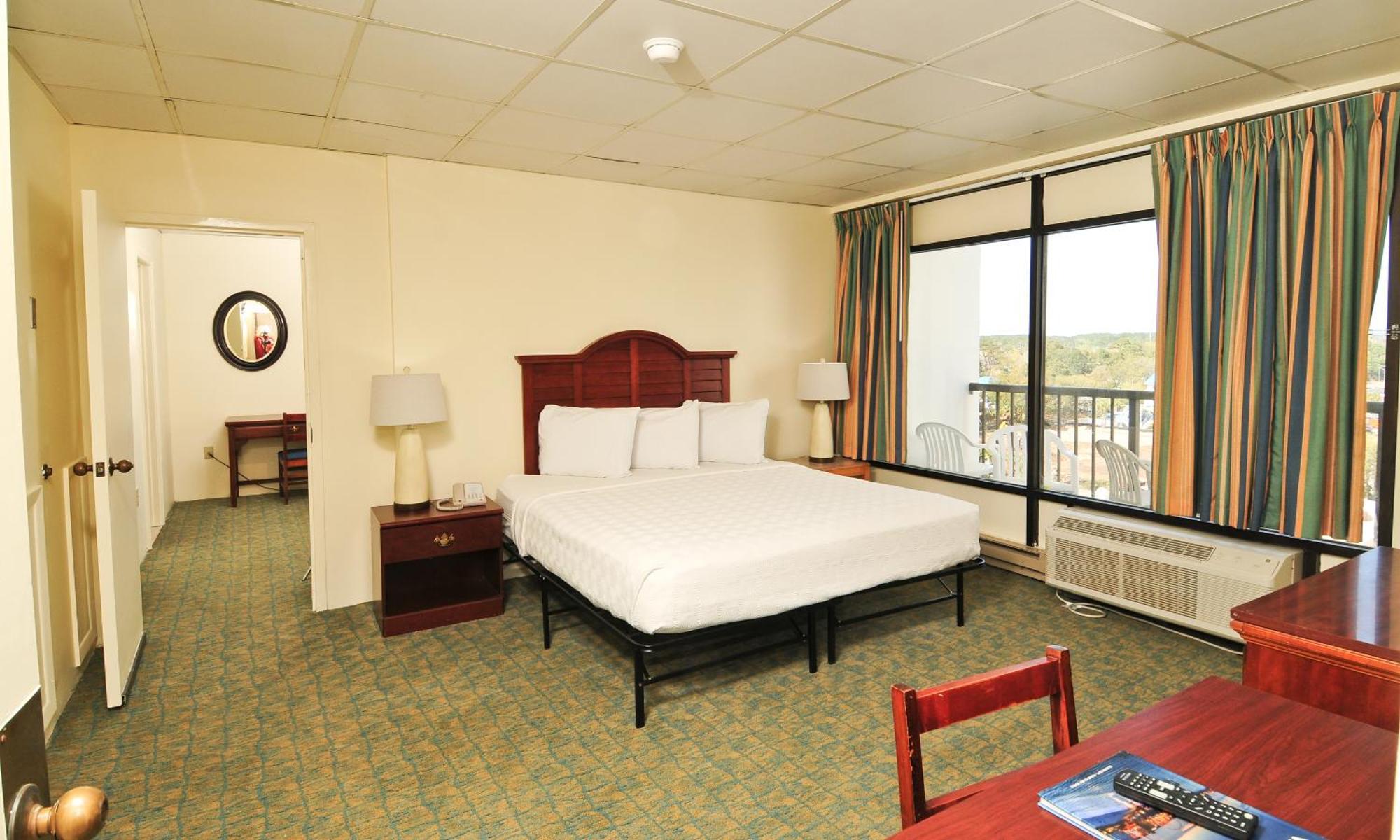 Sands South 3*