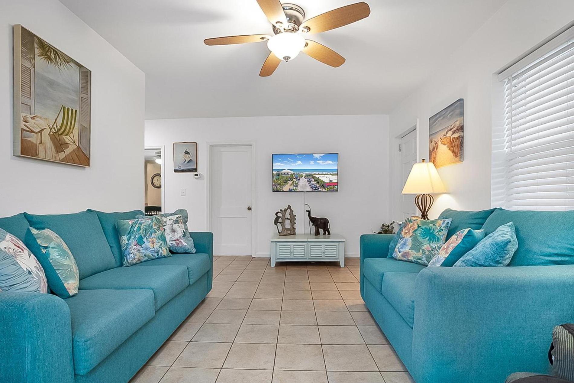 The Margaritaville House! Sleeps 13! Ocean Views And Rooftop Deck * Myrtle Beach