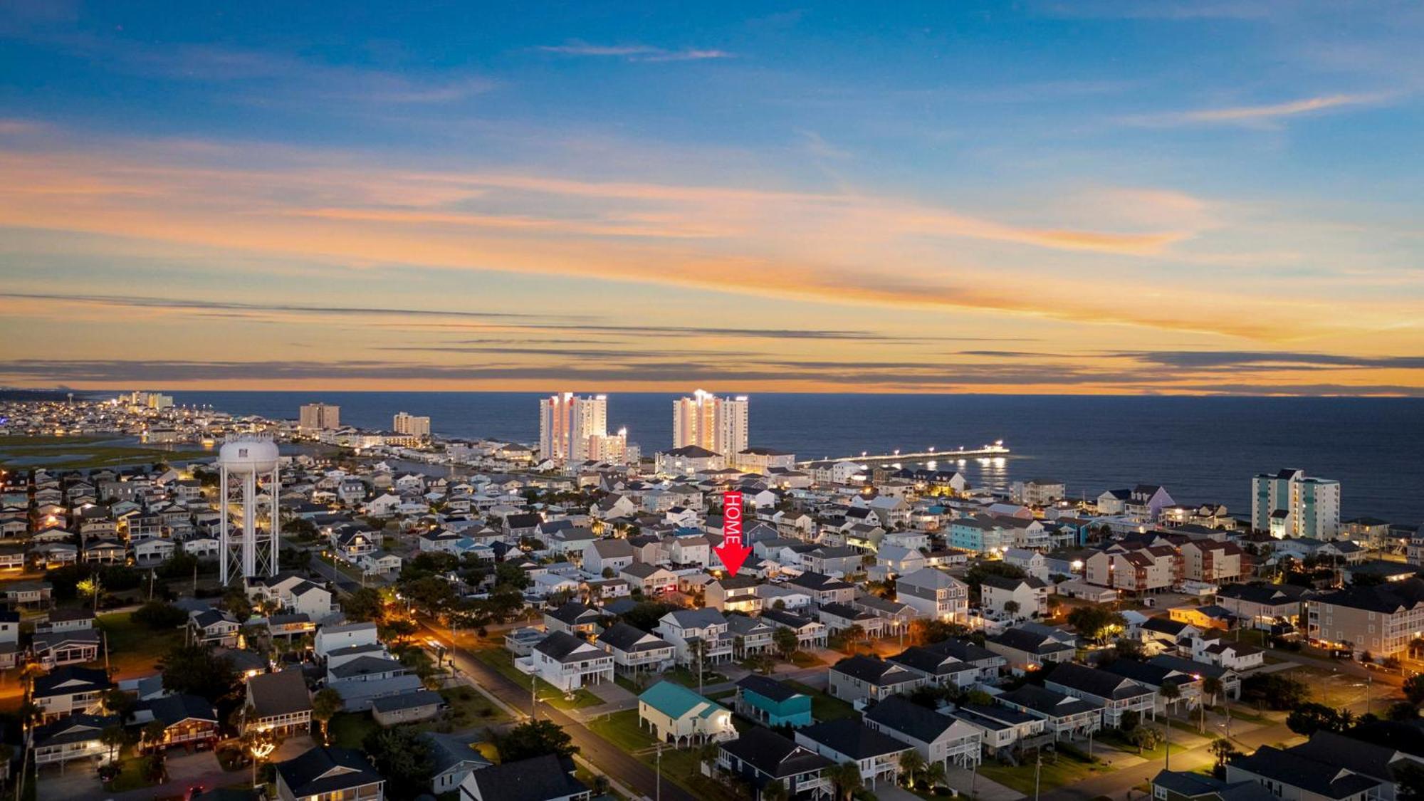 4 Bedroom W Pool- 2 Blocks To Beach- 6 Beds Myrtle Beach