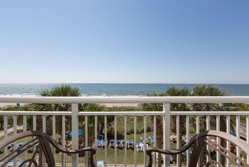 Camelot By The Sea - Blue Palmetto Vacation
