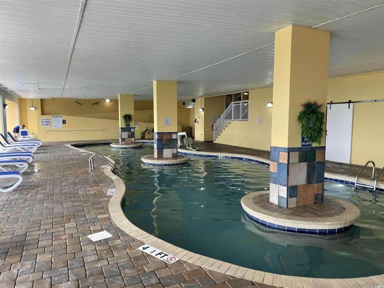 Hotel Camelot By The Sea - Blue Palmetto Vacation