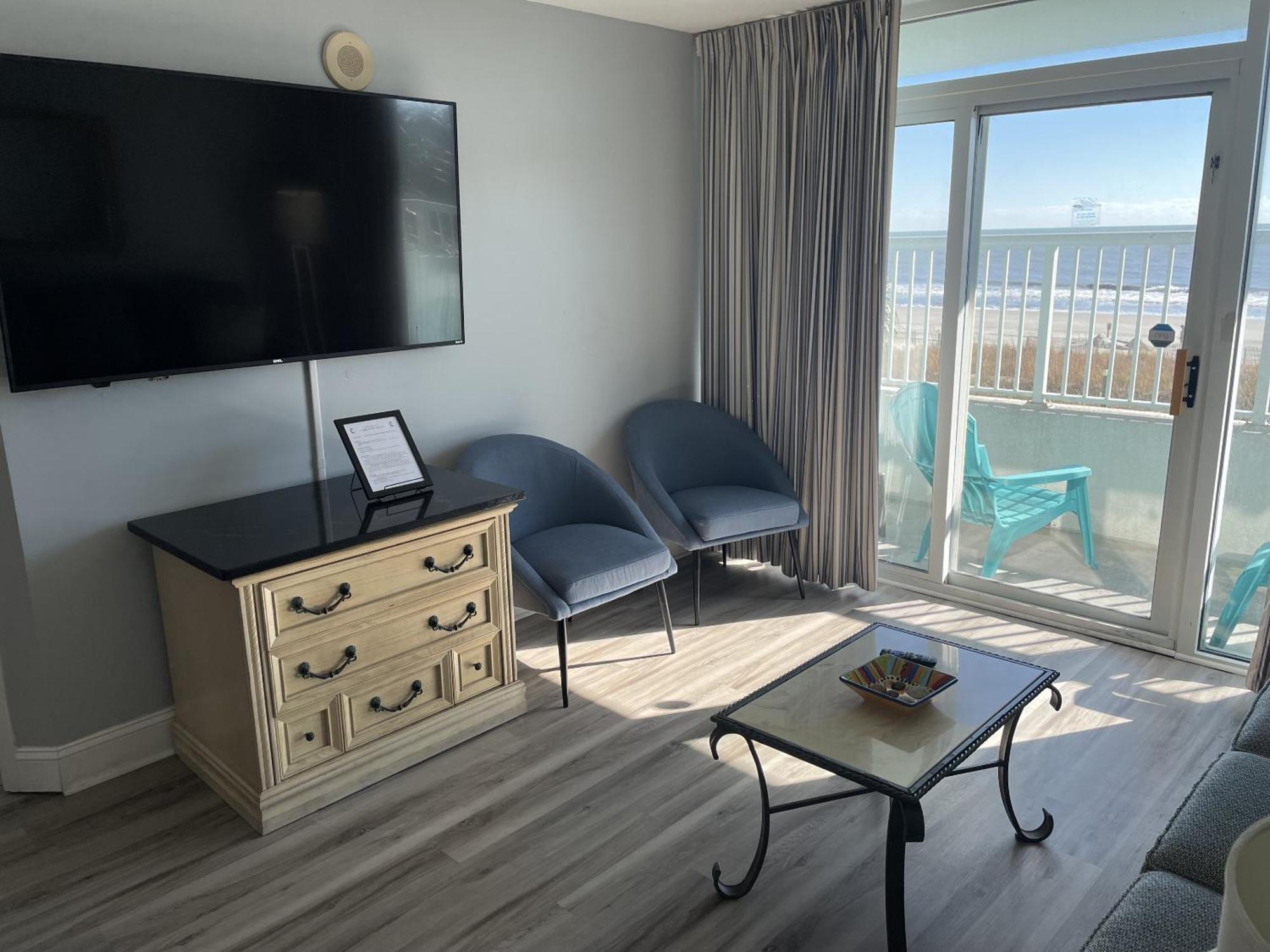 Hotel Camelot By The Sea - Blue Palmetto Vacation 5*