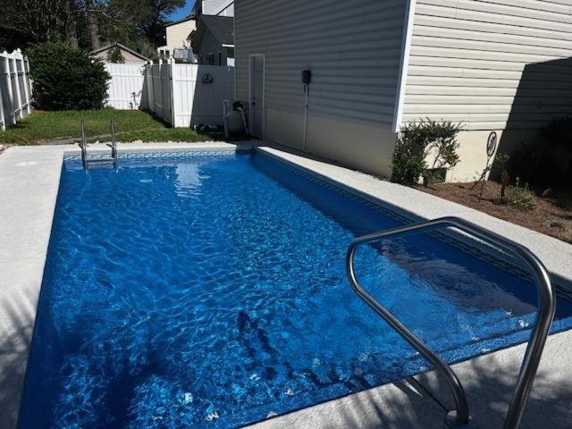 324 Lakeside