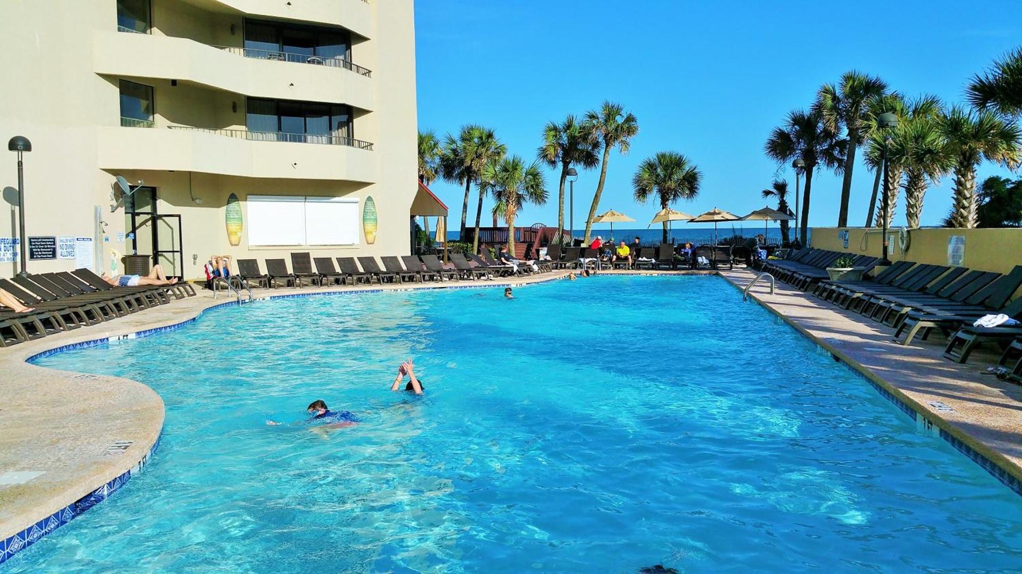 Ocean Reef Resort, Unit 1026, 4 Bedroom, 3 Bath, Direct Oceanfront Holiday home