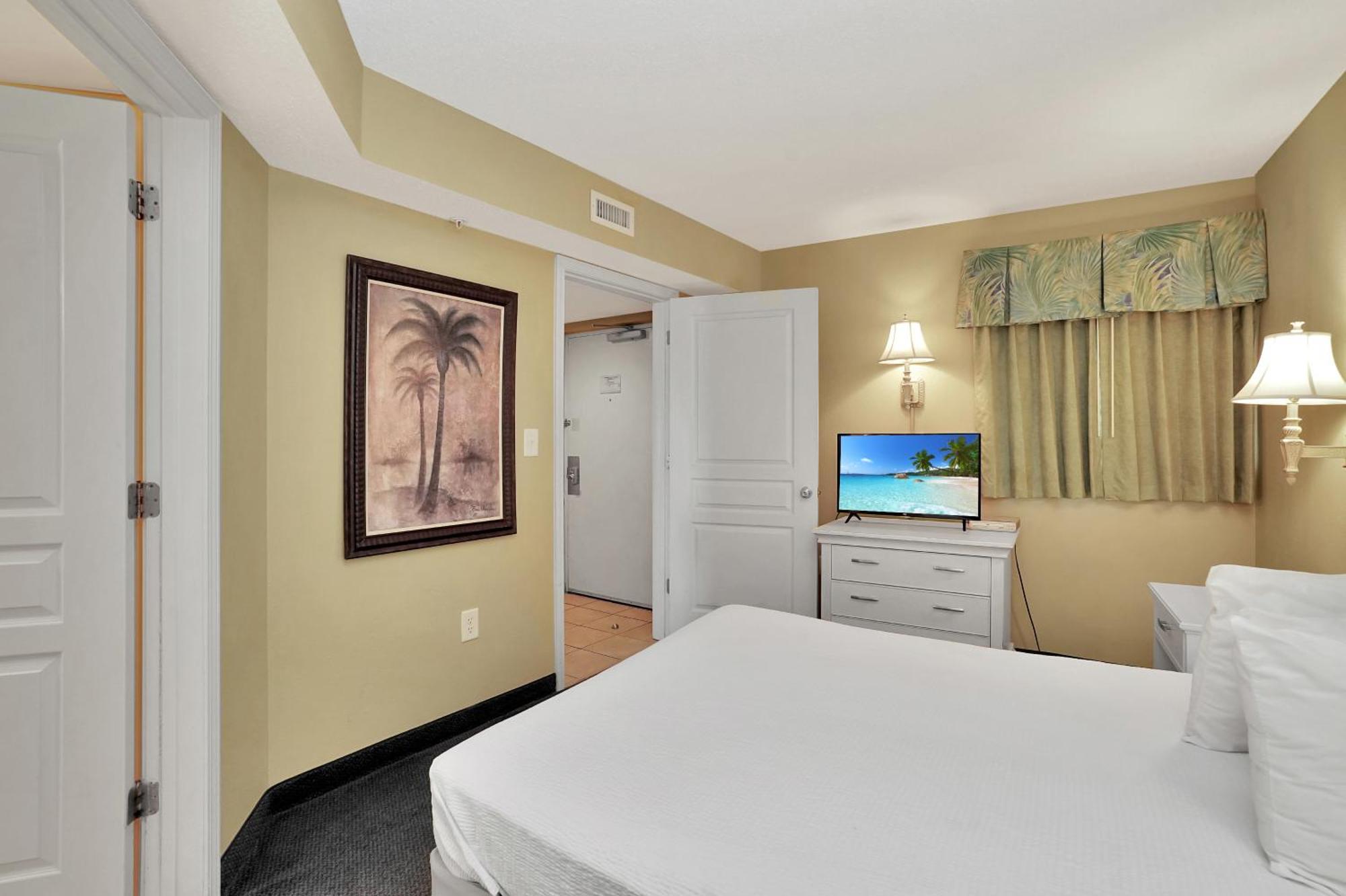 Holiday home Ocean Reef Resort, Unit 1026, 4 Bedroom, 3 Bath, Direct Oceanfront *