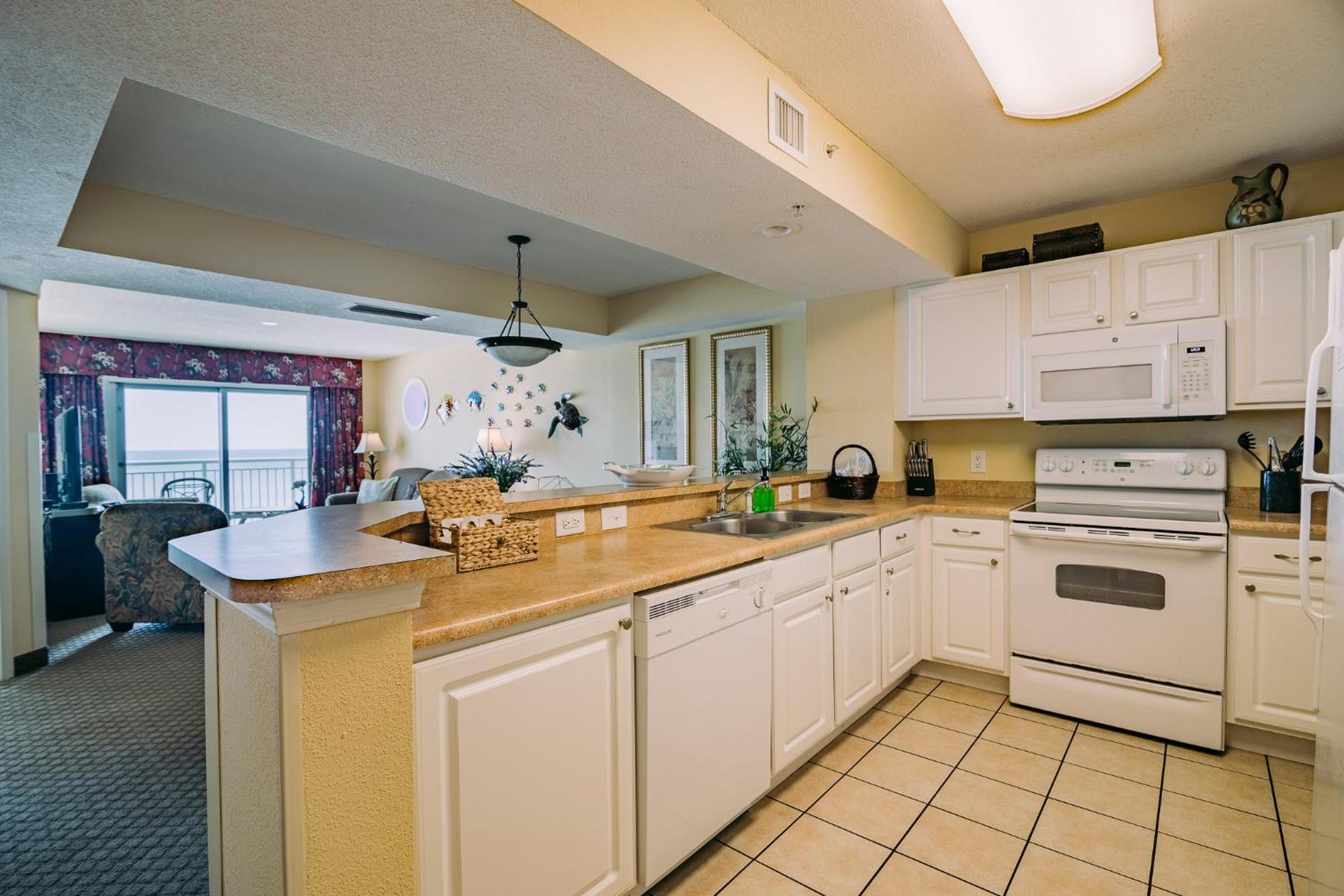 Direct Oceanfront, Unit 907, 4 Bedroom, 3 Bath, * Myrtle Beach