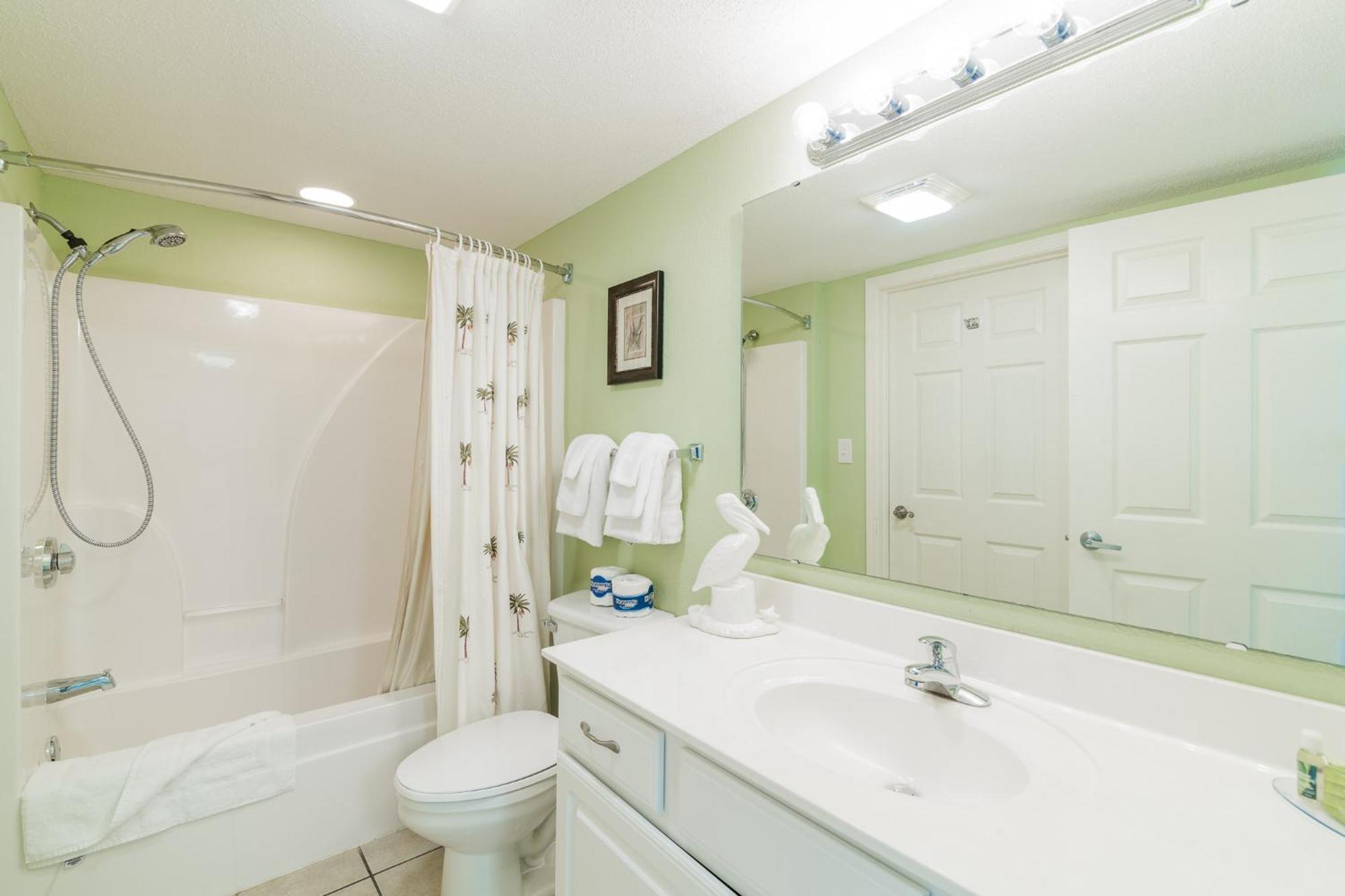 Direct Oceanfront, Unit 907, 4 Bedroom, 3 Bath, * Myrtle Beach