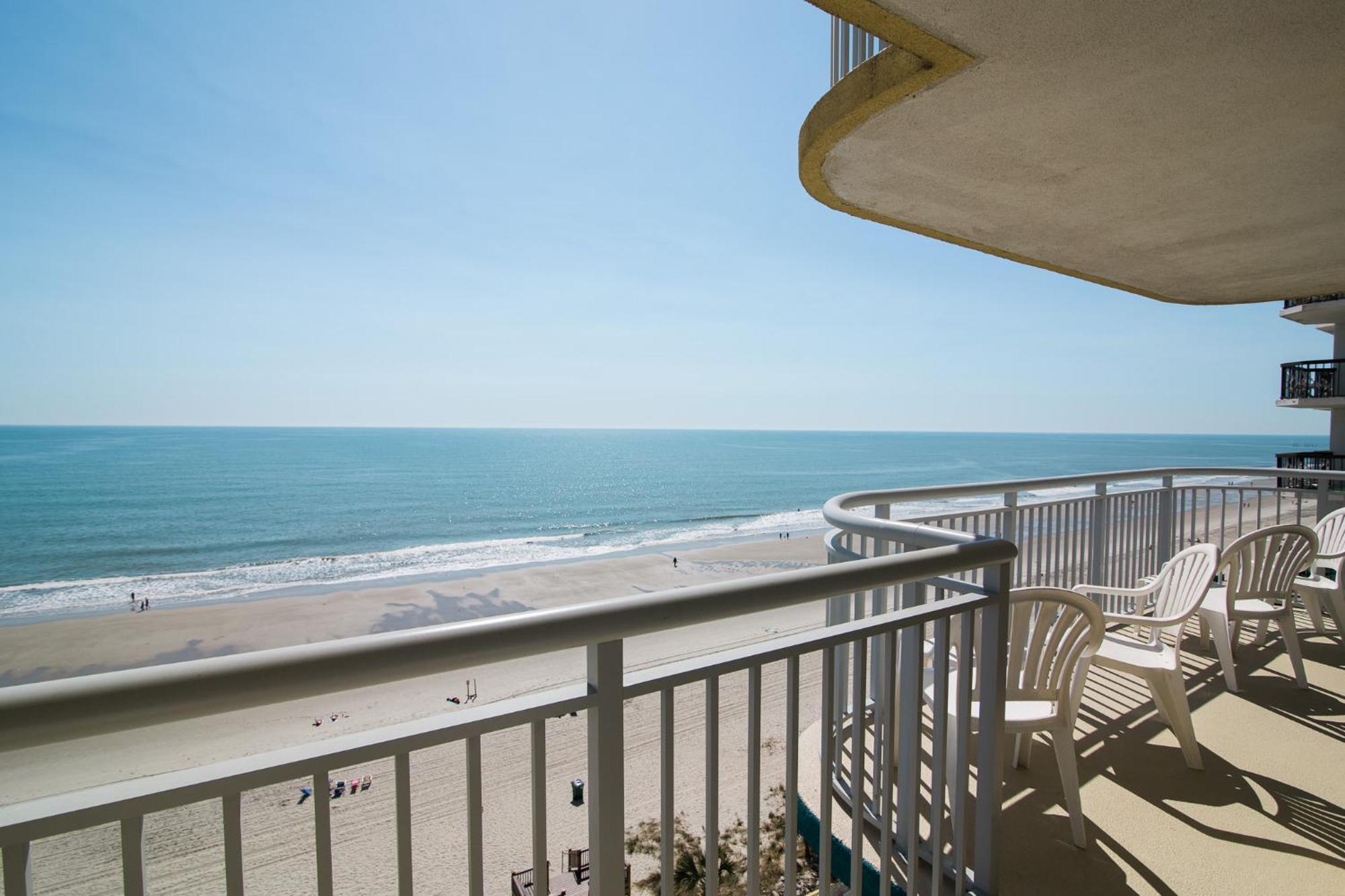 Holiday home Direct Oceanfront, Unit 907, 4 Bedroom, 3 Bath,
