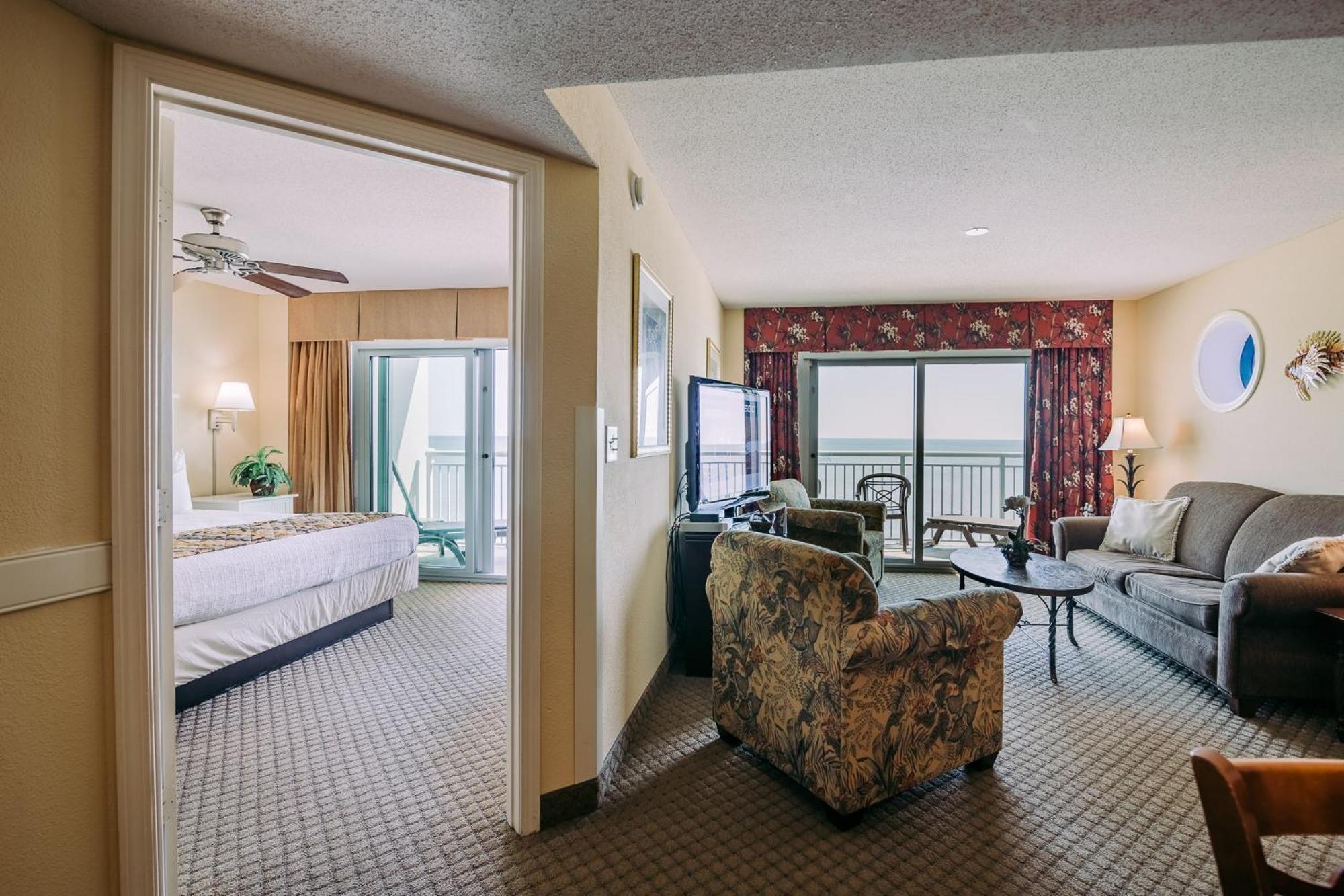 Direct Oceanfront, Unit 907, 4 Bedroom, 3 Bath, Holiday home *