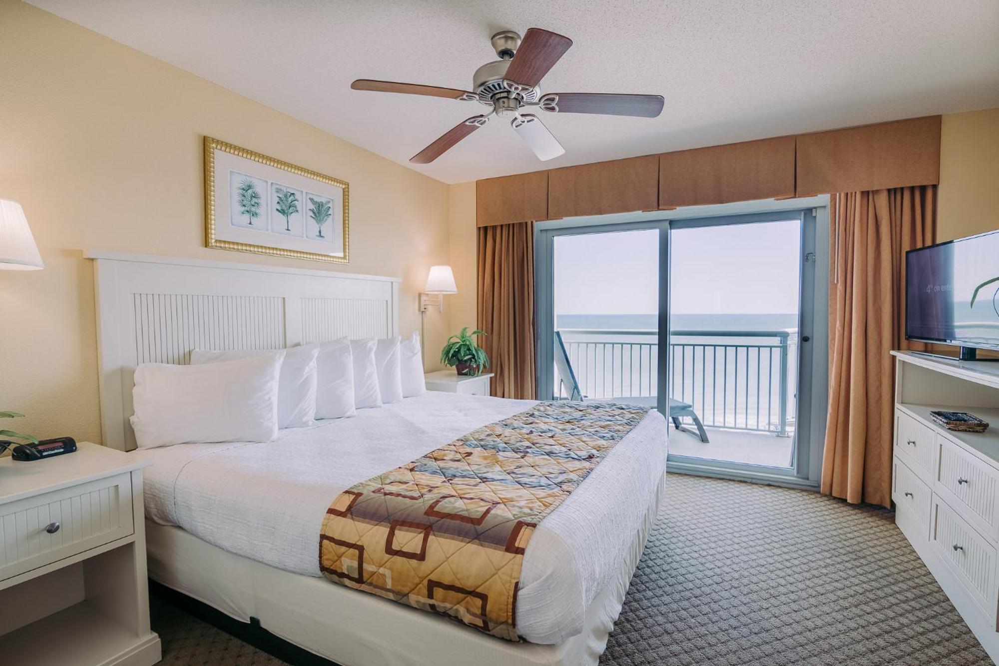 Direct Oceanfront, Unit 907, 4 Bedroom, 3 Bath, *