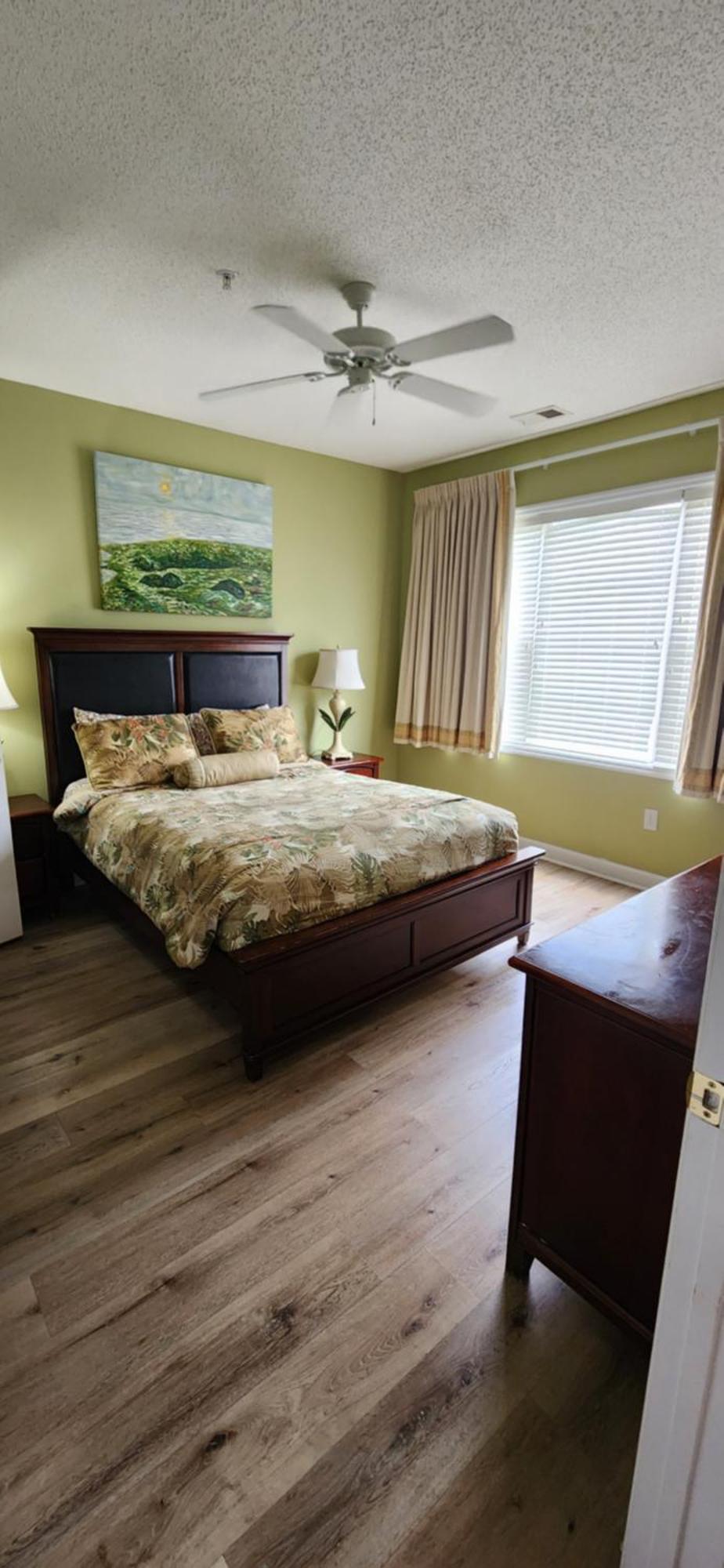 Cozy 2 Bedroom Getaway And Peaceful Patio Apartment *