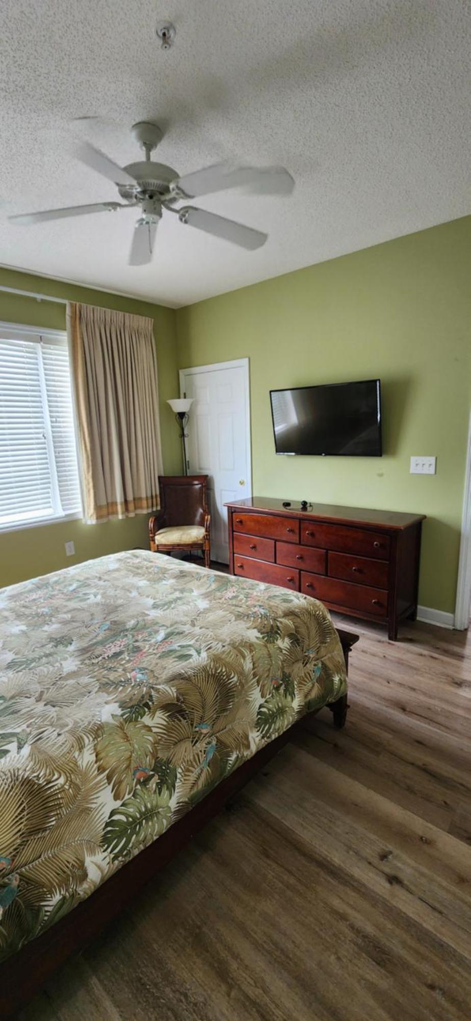 Apartment Cozy 2 Bedroom Getaway And Peaceful Patio *