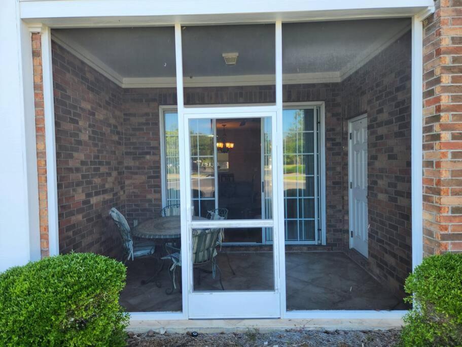 Cozy 2 Bedroom Getaway And Peaceful Patio Apartment Myrtle Beach