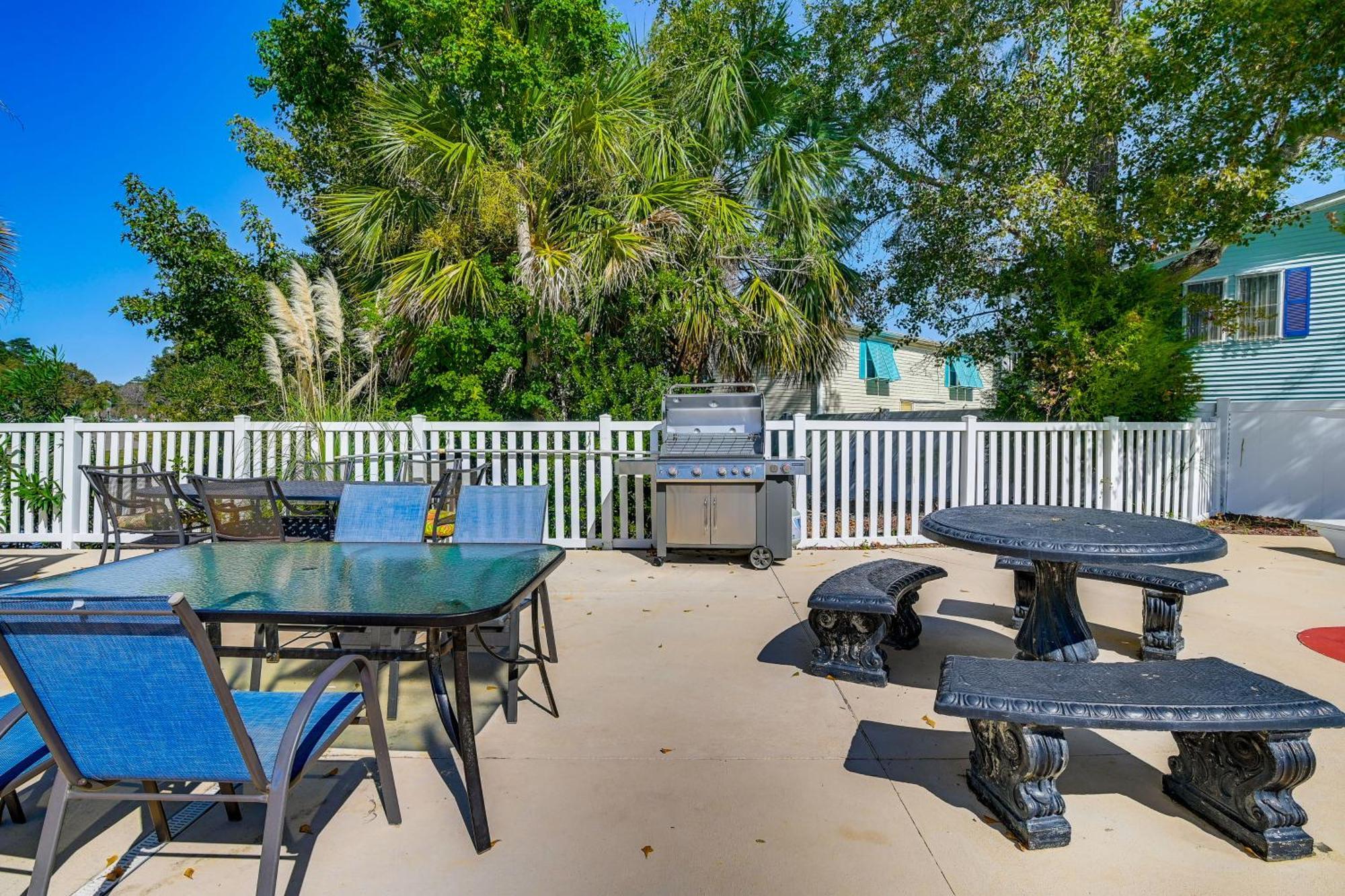 Murrells Inlet Escape With Private Pool And Grill *