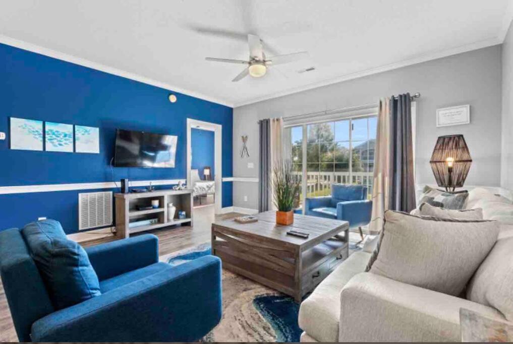Apartment Captains Quarters *