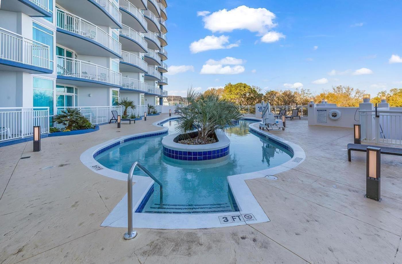 Horizon At 77th - Unit 812