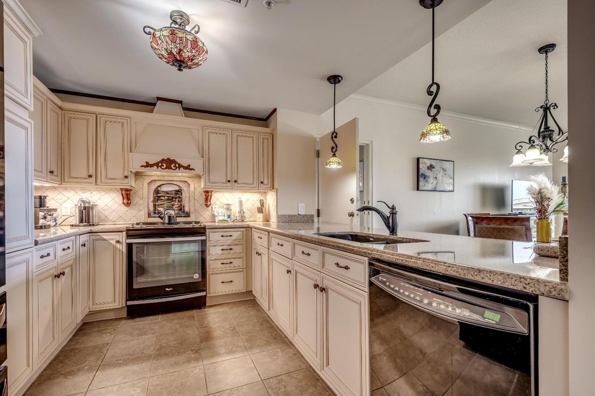 The Marina 4-604b Holiday home