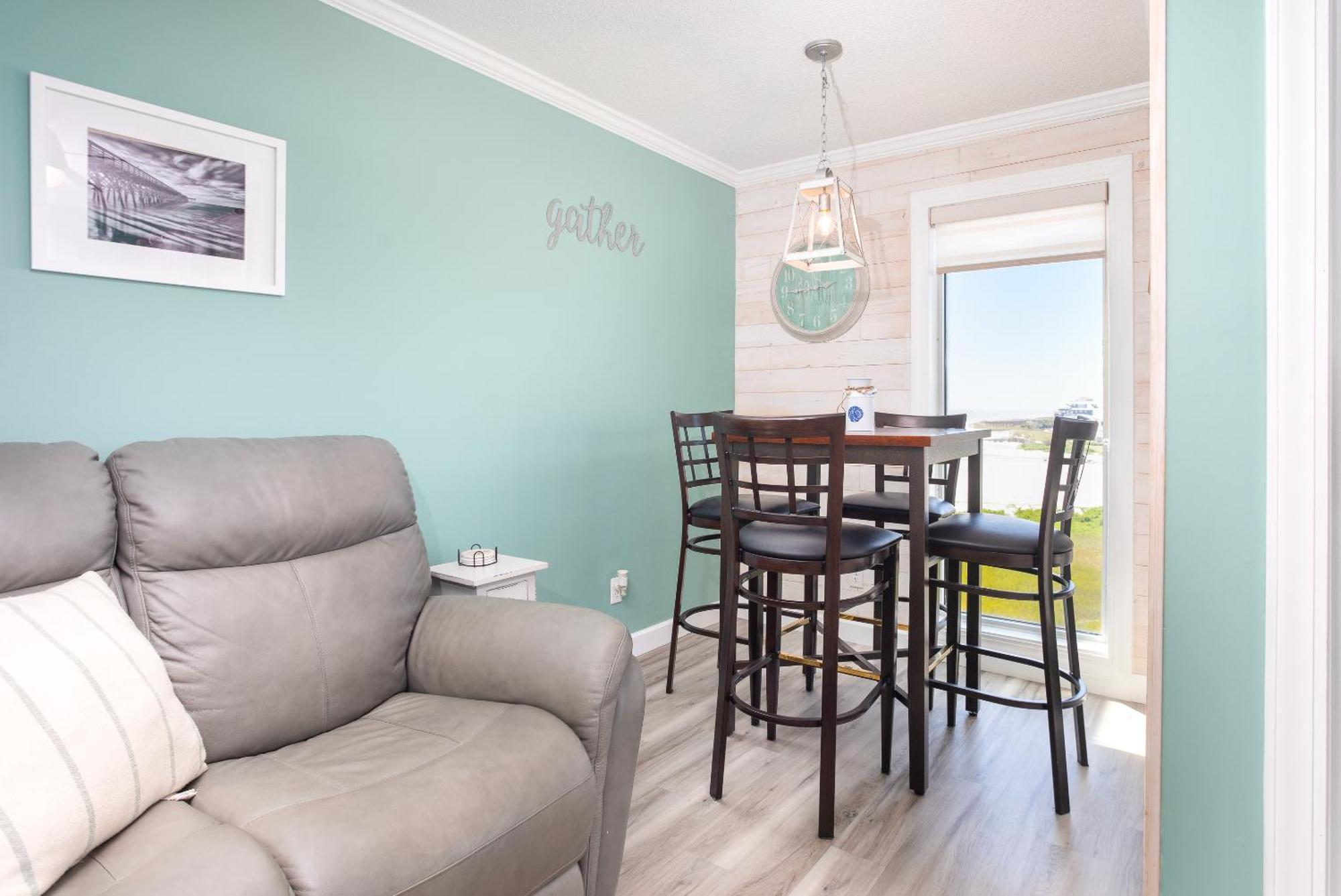 Aparthotel One Sandy Day - 2br 2ba Condo, Sleeps 6 *