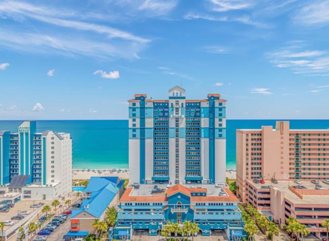 Double Queen Suite- Ocean Views! Paradise 1611 *