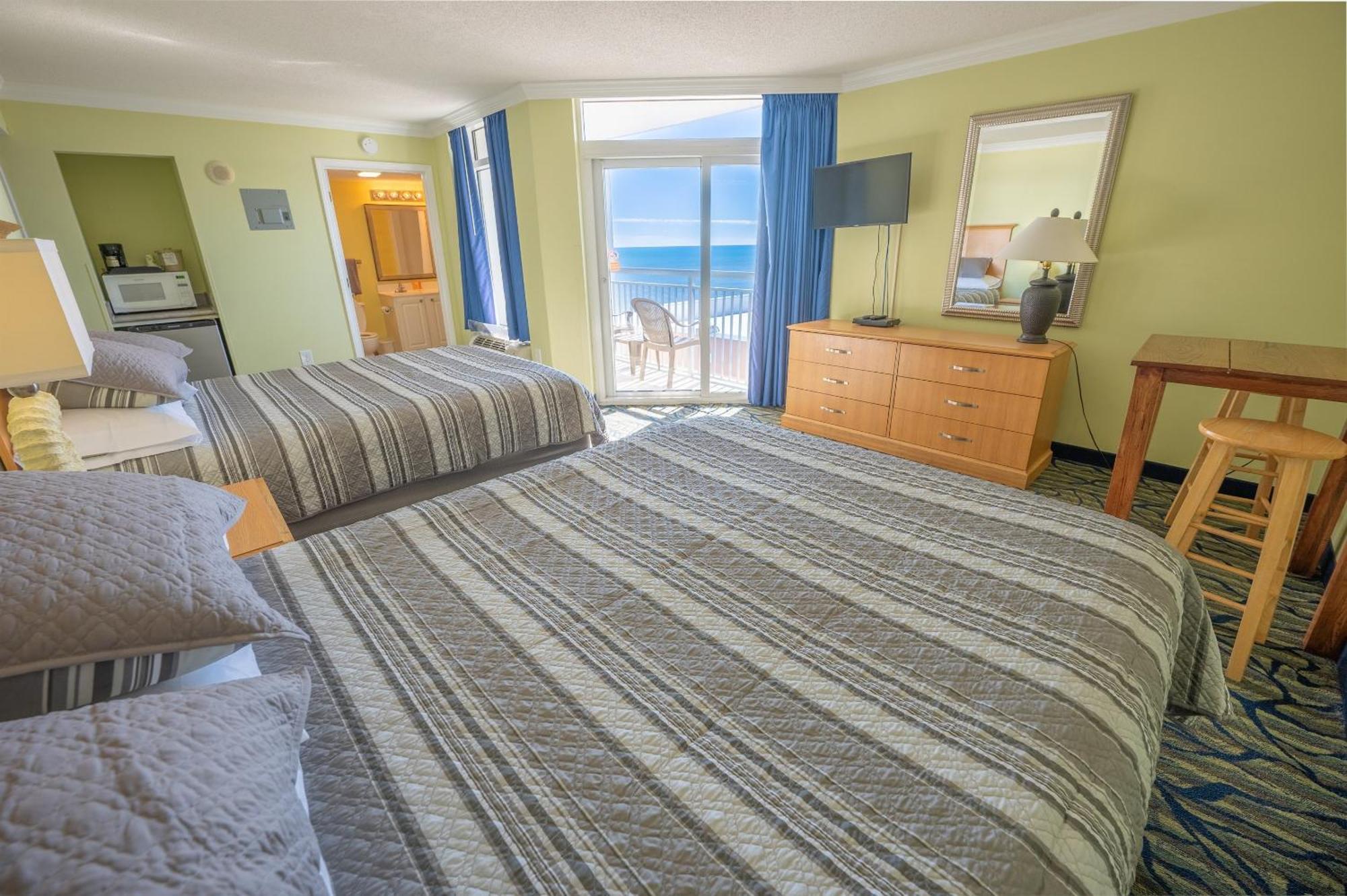 Double Queen Suite- Ocean Views! Paradise 1611 * Myrtle Beach