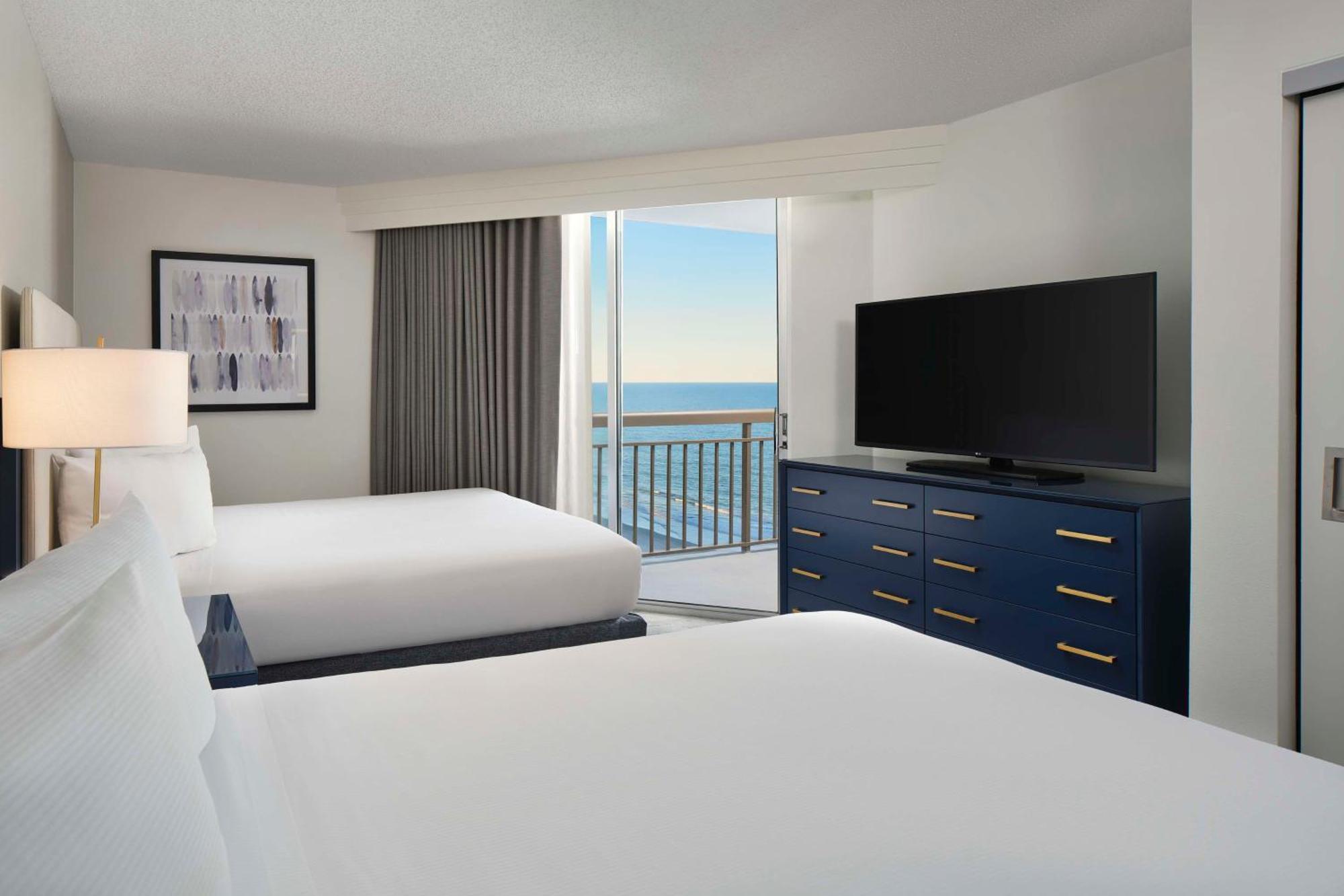 Resort Embassy By Hilton Myrtle Oceanfront 4*