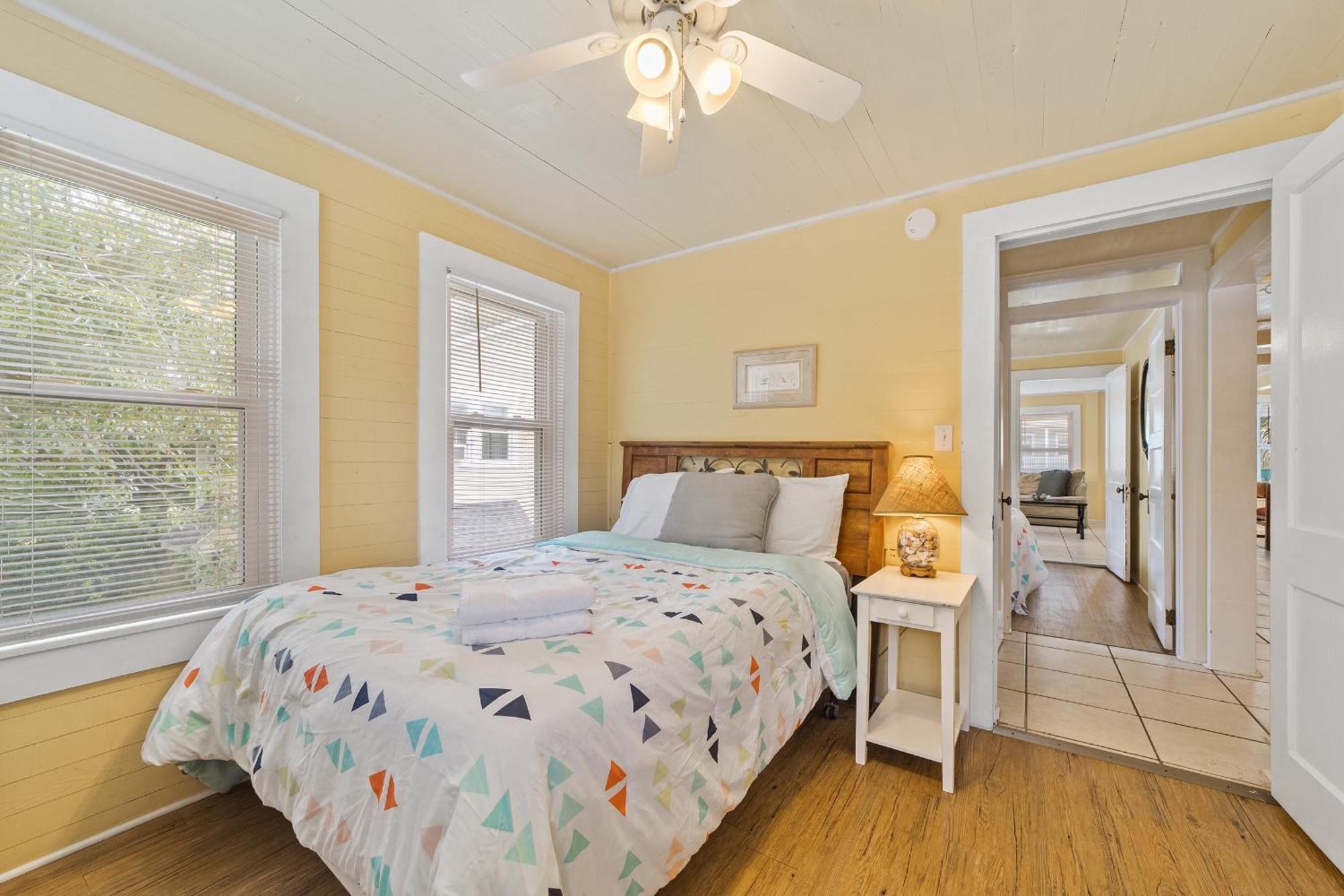 The 19th Hole -5 Bdr Slps 10 Golf Heated Pool Extended Winter Welcome!!! Holiday home Myrtle Beach
