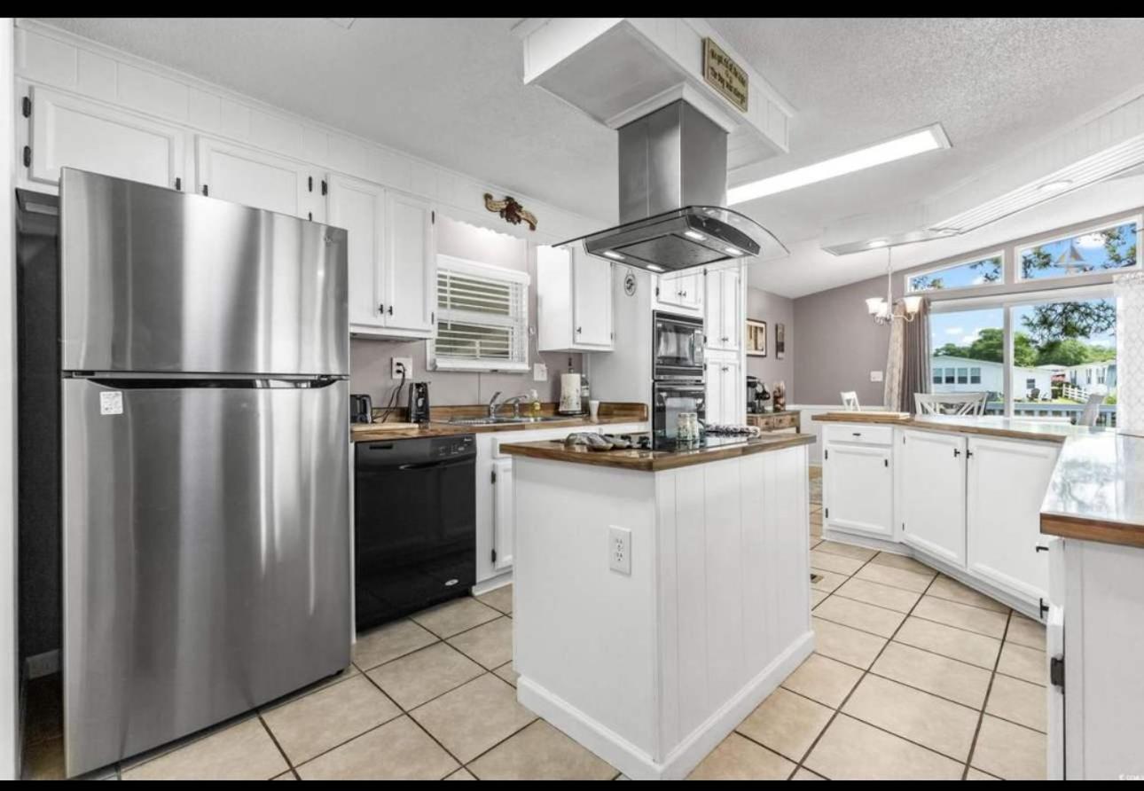 Oceanside Village - Great Amenities - Garden Holiday home