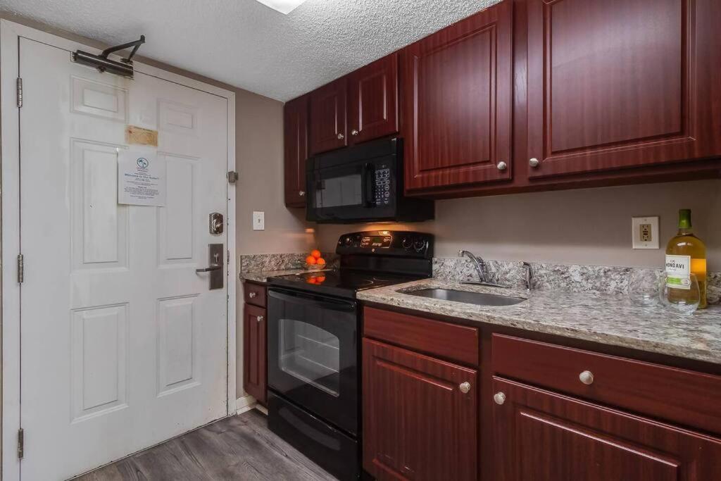 Wake Up To The Waves! Oceanview, Dogs Ok! 1638 Myrtle Beach