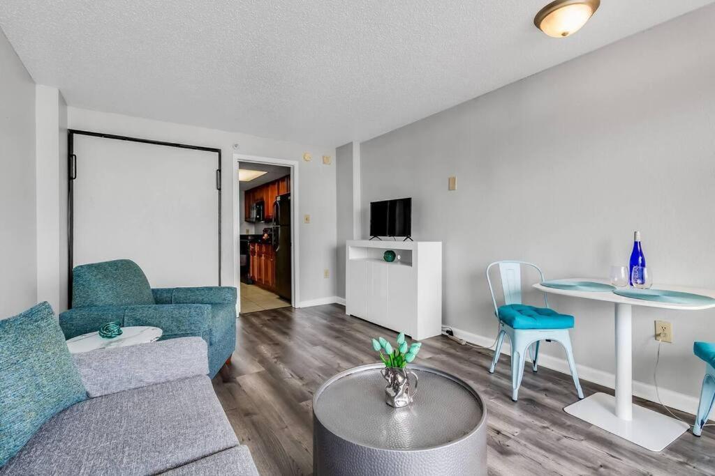 Oceanfront Dream For Our Lovers! L 240 Apartment Myrtle Beach