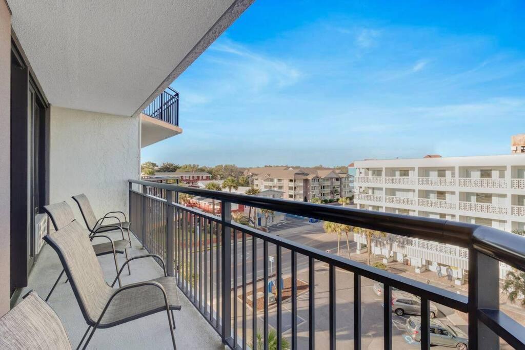 Captivating Coastal Charm - Oceanview Suite! Pg 504 Myrtle Beach