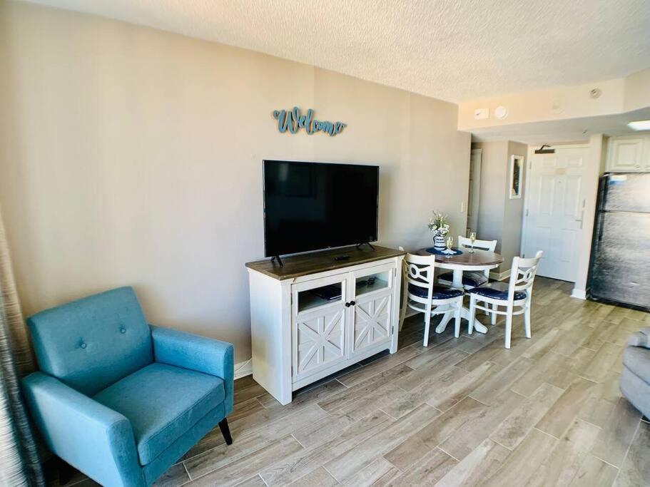 Apartment Alluring 1br Oceanview Suite! Dogs Welcome! 704 *