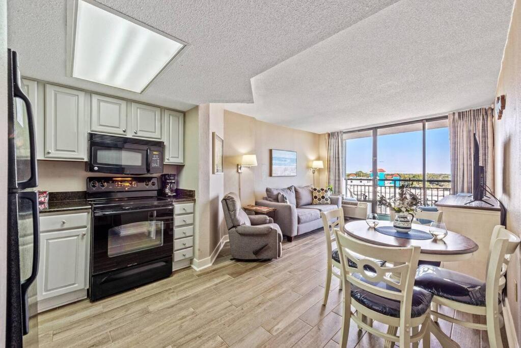 Alluring 1br Oceanview Suite! Dogs Welcome! 704