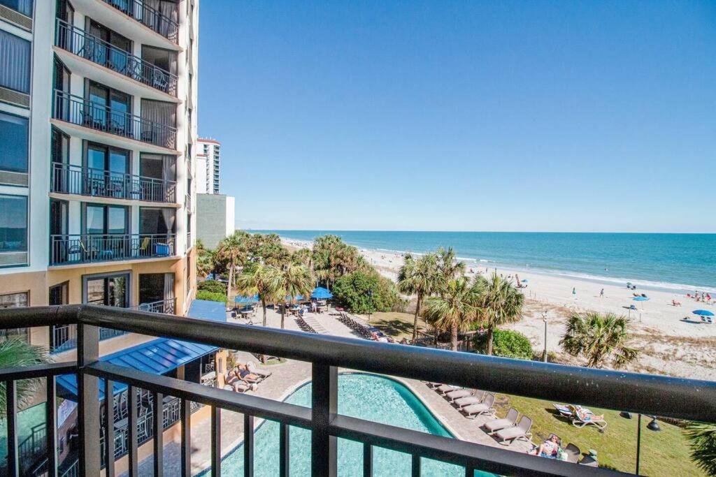 High Tides & Good Vibes In Our Oceanfront Studio! Pg 326