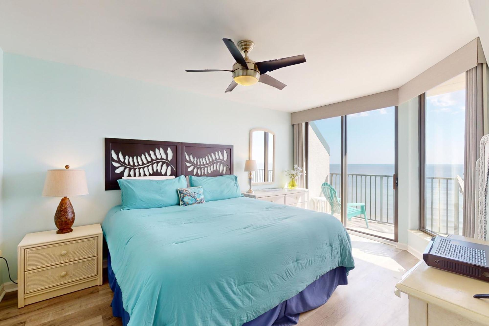 Club Iii Unit 9-c Apartment *