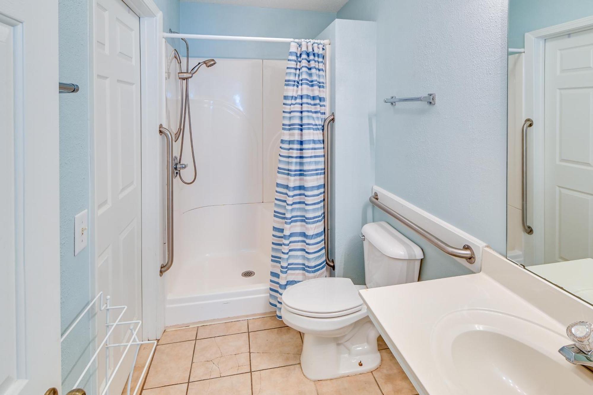 Surfside Oasis With Private Pool And Gas Grill! Holiday home