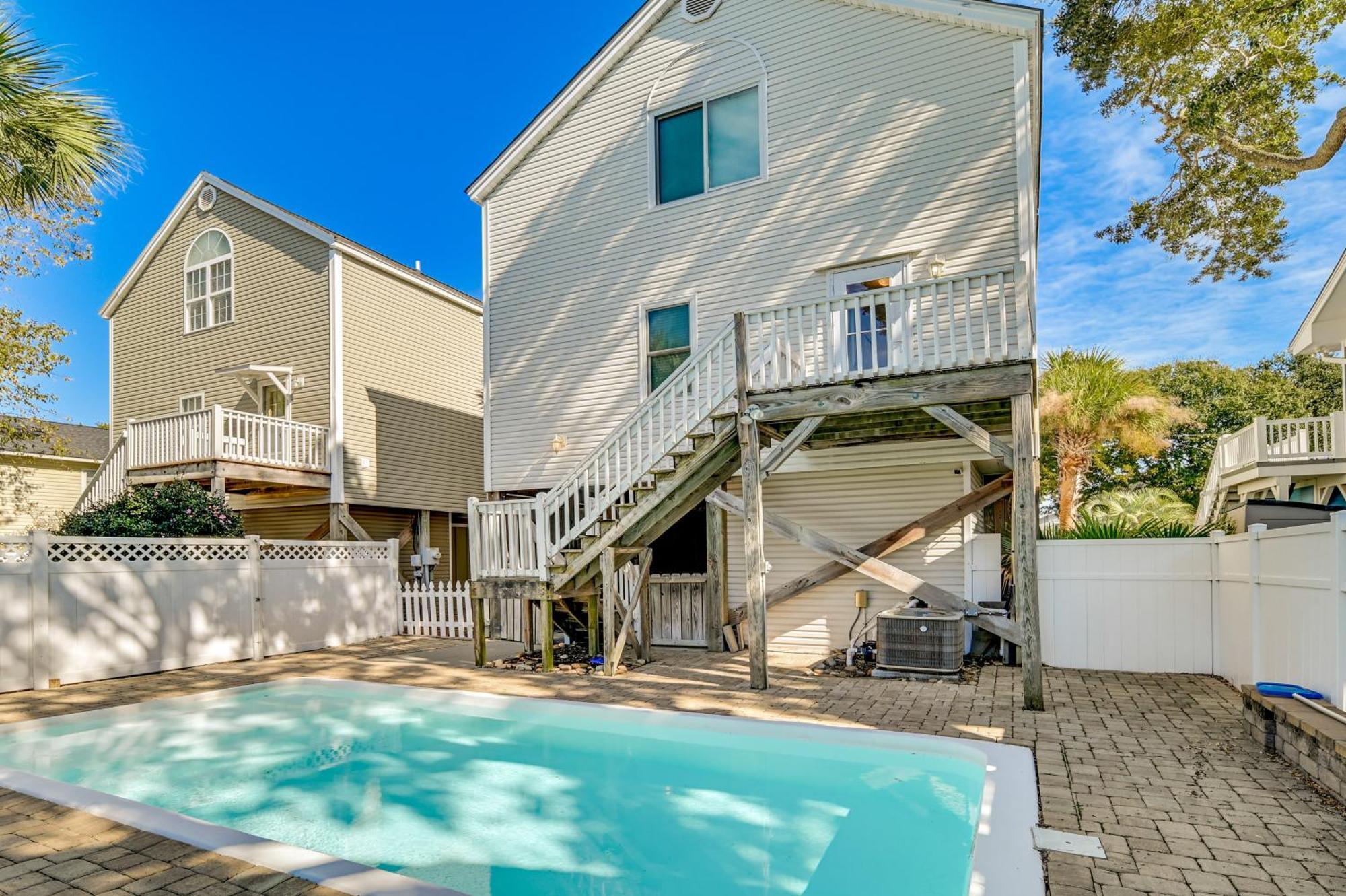Surfside Oasis With Private Pool And Gas Grill! Holiday home Myrtle Beach