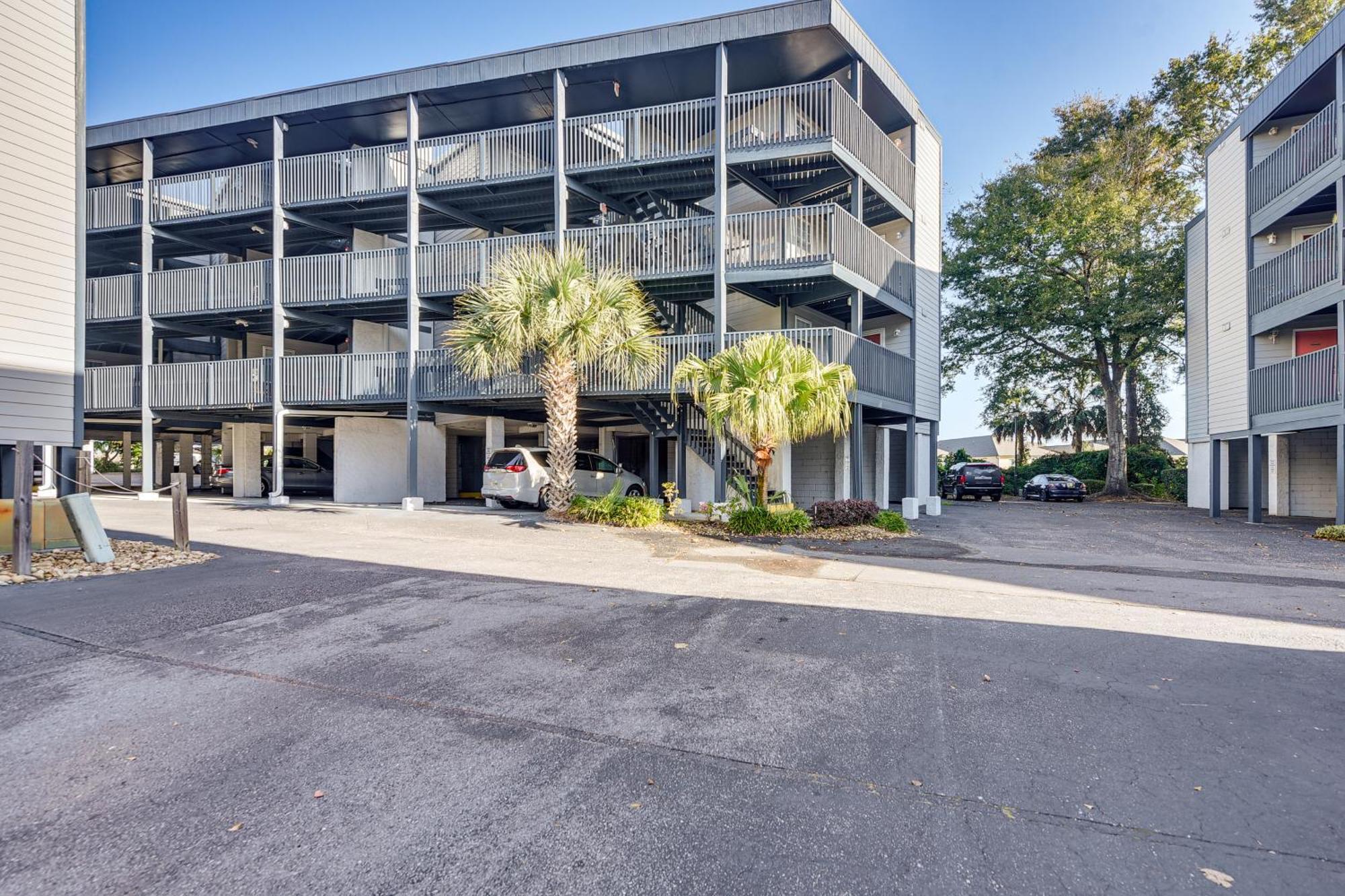 Apartment Screened Balcony And Perks North Myrtle *